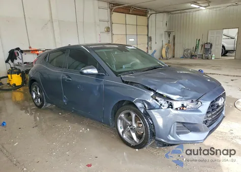 2020 Hyundai Veloster Base z USA, uszkodzony, nr VIN KMHTG6AF5LU030005